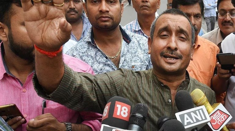 कुलदीप सेंगर की जमानत पर सुप्रीम कोर्ट ने लगाई रोक