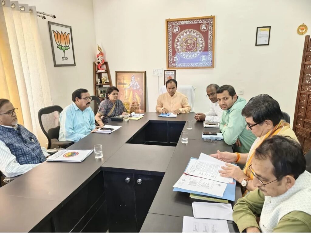 विश्वविद्यालयों में साइबर सुरक्षा के हो पुख्ता इंतजाम – डाॅ. धन सिंह रावत