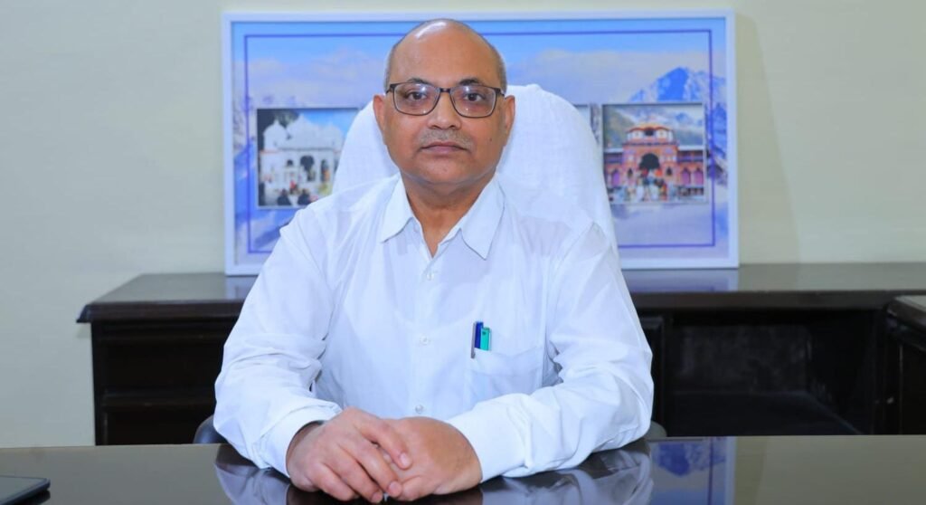 बदरीनाथ मंदिर चढ़ावा हेराफेरी मामले की जांच को तीन सदस्यीय उच्चस्तरीय समिति गठित, 15 दिन में सौंपेगी रिपोर्ट