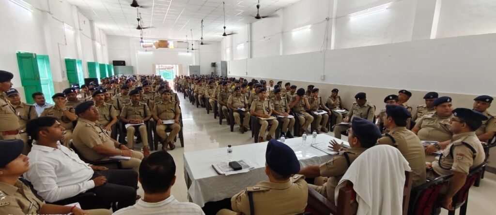 नीलकंठ श्रावण कांवड़ मेला-2026 का शुभारंभ, एसएसपी सर्वेश पंवार ने पुलिस बल को किया ब्रीफ