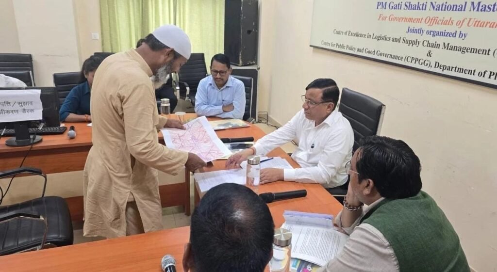 तीसरे दिन भी जारी रहा देहरादून महायोजना-2041 पर जनसंवाद, सेक्टर-03 के नागरिकों ने रखे सुझाव और आपत्तियां