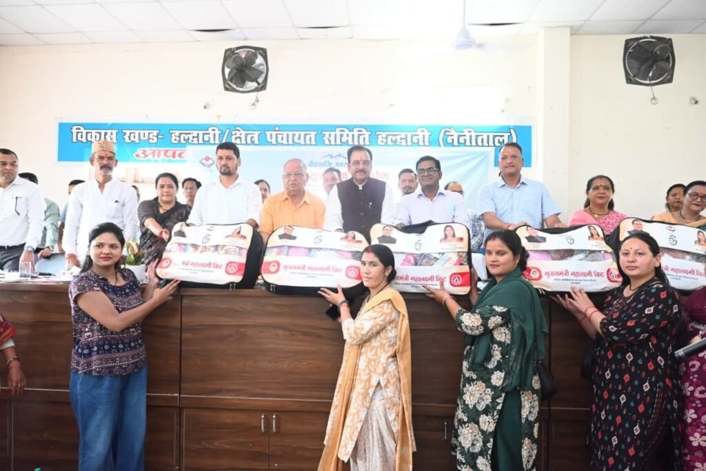 राज्य में “सेवा सुशासन और समर्पण पखवाड़ा” बना सुशासन की नयी पहचान, 73 कैम्पों में 64 हजार से अधिक लोगों ने की भागीदारी, 22 हजार से अधिक लोगों को किया गया लाभान्वित