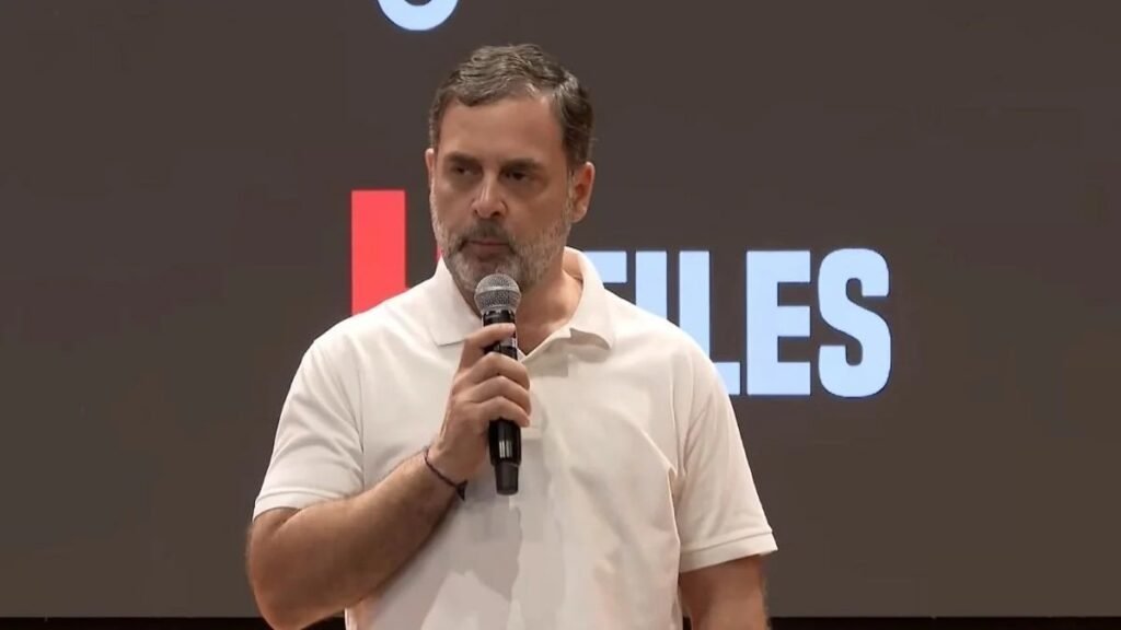 राहुल गांधी ने डीयू की एडवाइजरी पर उठाए सवाल, छात्रों के लोकतांत्रिक अधिकारों की पैरवी
